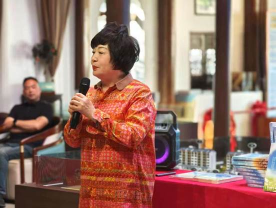 母爱永恒，救赎跨越时空——《追到天边救母亲》见面会在云梦召开(图2)