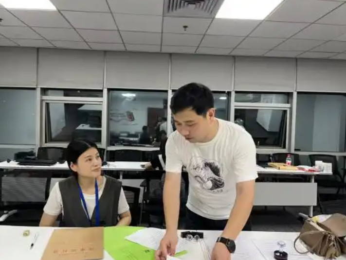 湖北中教教育集团胡雁老师：专业服务助力职业发展(图3)