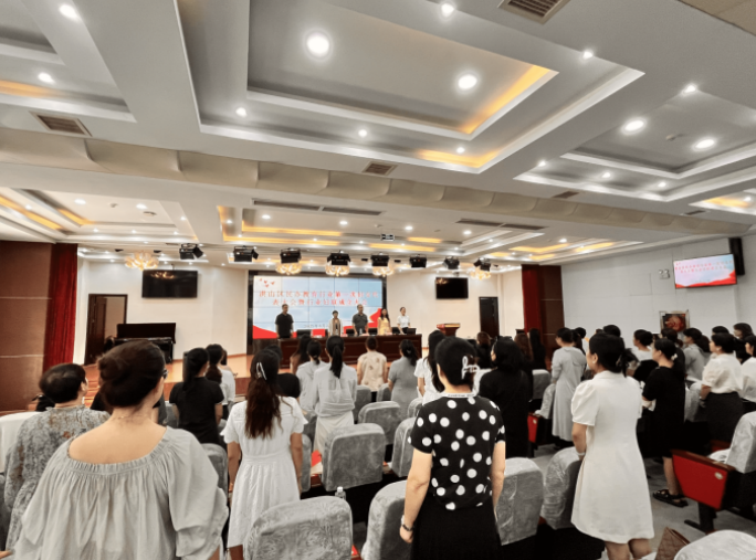 巾帼聚力绽芳华 民办教育谱新篇  ——洪山区民办教育行业第一次妇女代表大会召开(图2)