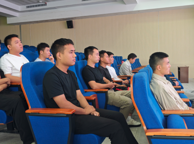 宣恩县勤修技工学校助力退役军人适应性培训(图2)